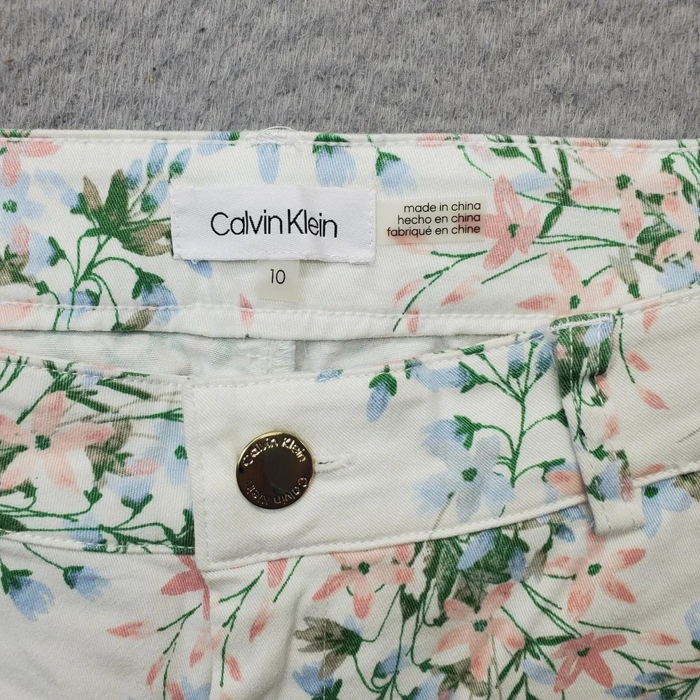 Floral Print Women's Pants - Picture 10 of 13